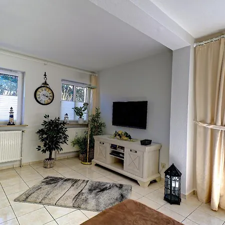 Haus Lieselotte * Kuehlungsborn